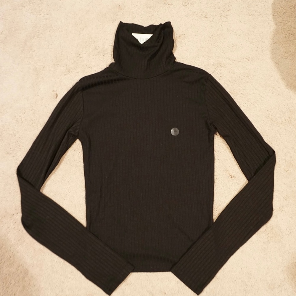 Aeropostale Black Ribbed Turtleneck Shirt
